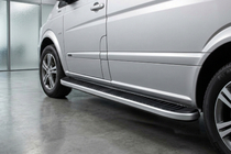 Mercedes Viano 2004–2014 Sidosteg Tayga Grey (2 st, aluminium) foto 1