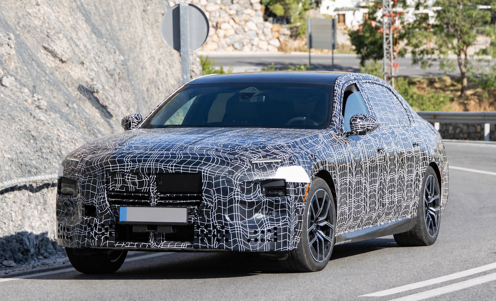 Nya BMW 7 Alpina Series 2027: första detaljer om design och specifikationer