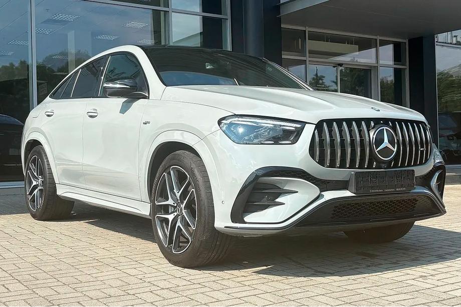 Mercedes GLE Coupé C167 2019– AMG GLE53 2023-Design bodykit (med komplett bakre stötfångare) Foto 1