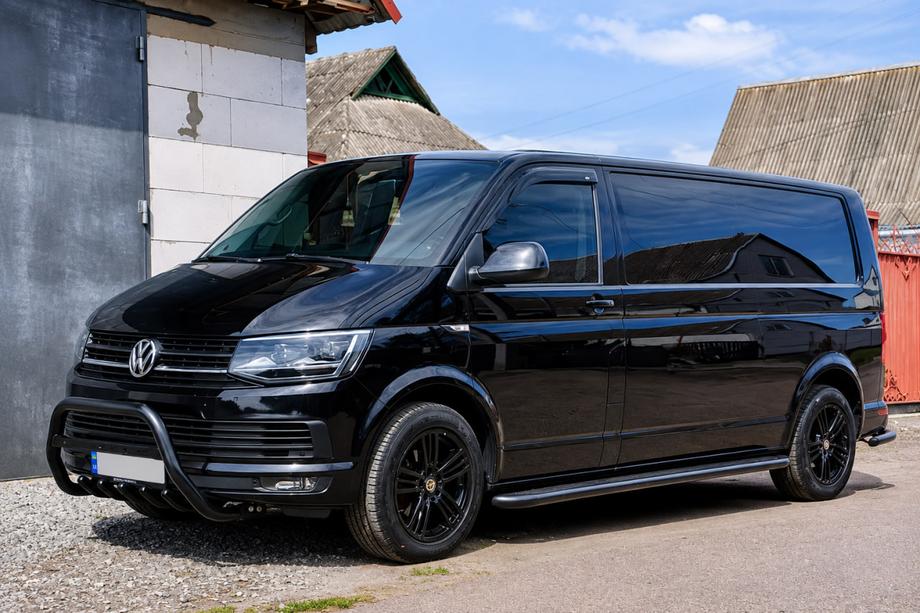 Volkswagen T5 2010–2015 Sidosteg Premium Black (2 st., rostfritt stål) Image