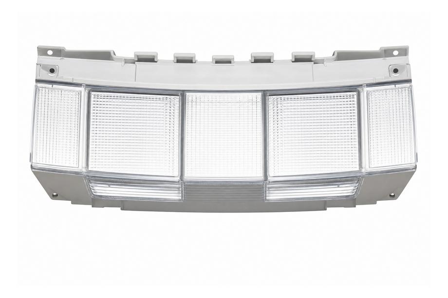Range Rover Sport 2014–2022 Tälock för bogserögla i främre stötfångare, silver (2014) Foto 1