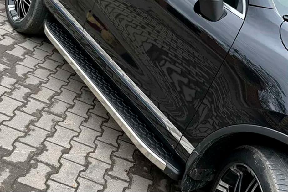 Volkswagen Touareg 2010–2018 Sidosteg BlackLine (2 st, aluminium) Foto 3