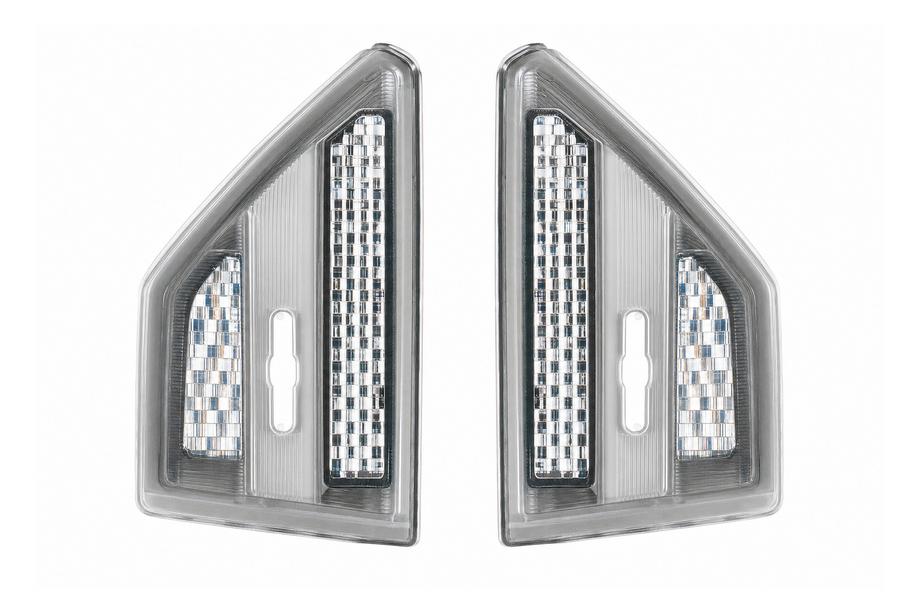 Land Rover Freelander II 2006–2014 Silverfärgad dekorlist för ventilationsöppning i framskärm (2010) Image