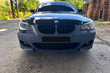 BMW E60/E61-tuning: montering av M5-frontstötfångare foto 3
