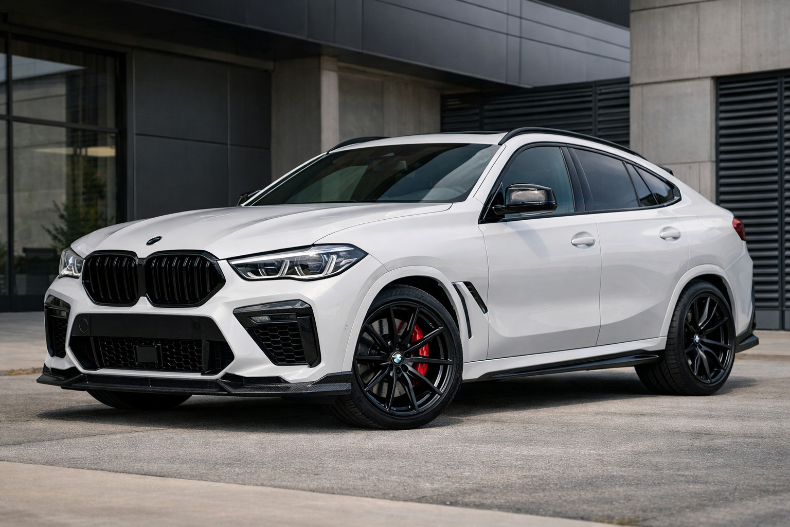 Vad ska du montera på BMW X6 G06 efter köp för X6M-stil