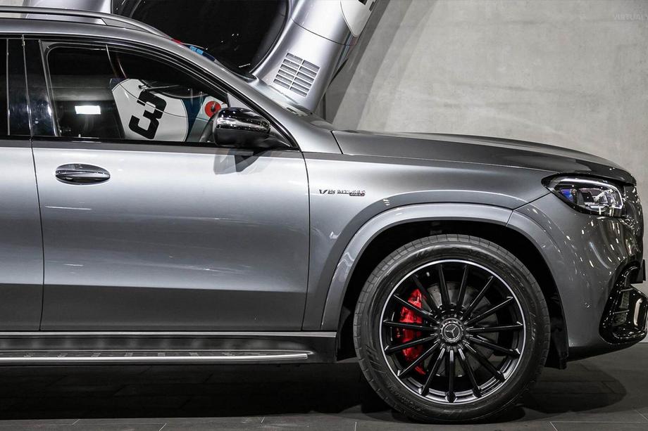 Mercedes GLS X167 2019– AMG GLS63 främre hjulhusbreddare Image