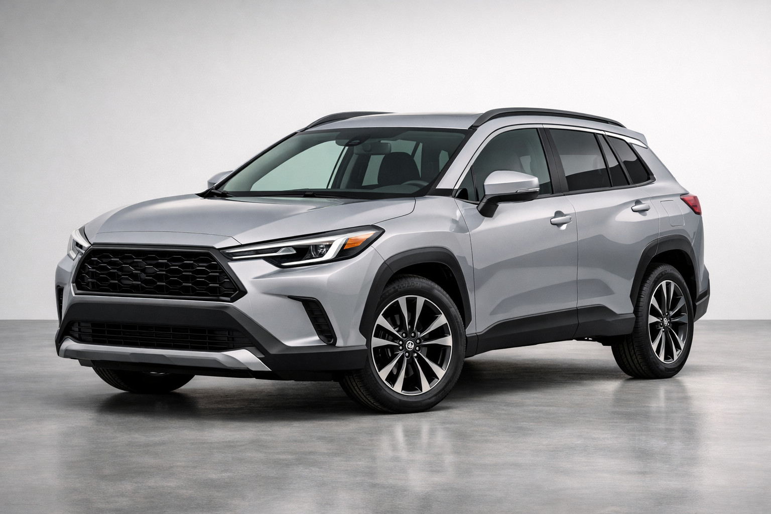 Toyota Corolla Cross 2026: genomgång av uppdaterad crossover, hybrid, fakta och pris