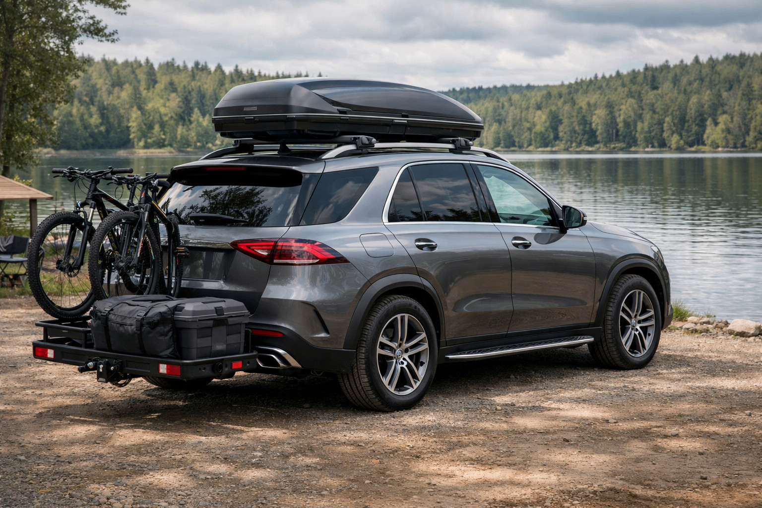 Vad du kan montera på Mercedes GLE W167 för familjeresor och last på taket