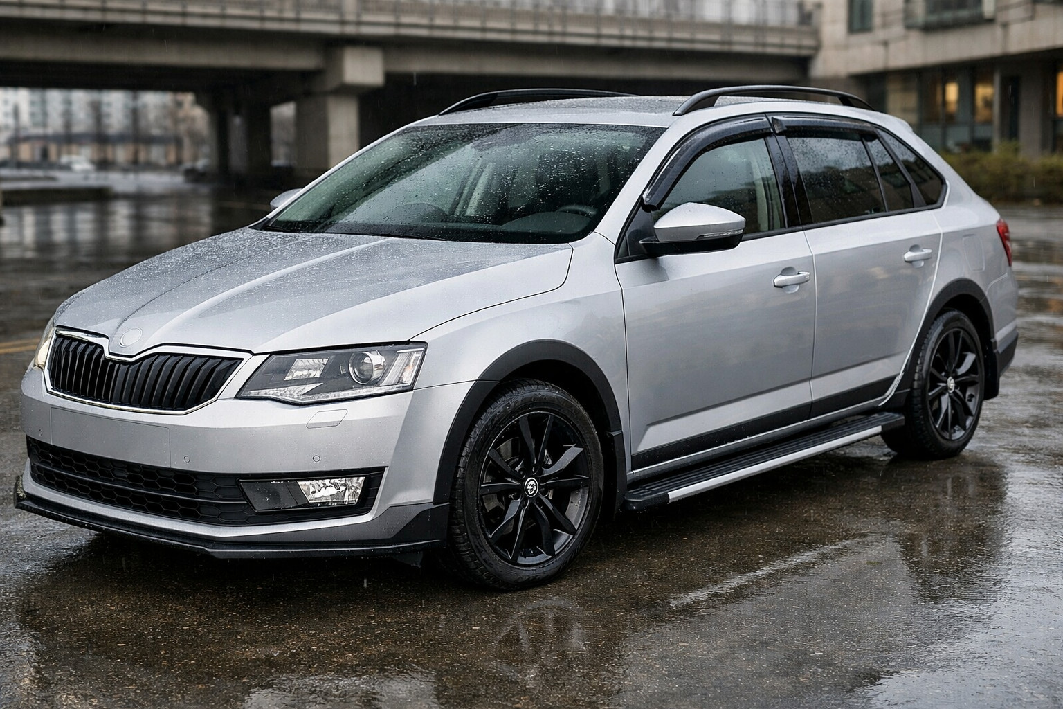 Startuppgradering för Skoda Octavia A7: stad, regn och rena trösklar