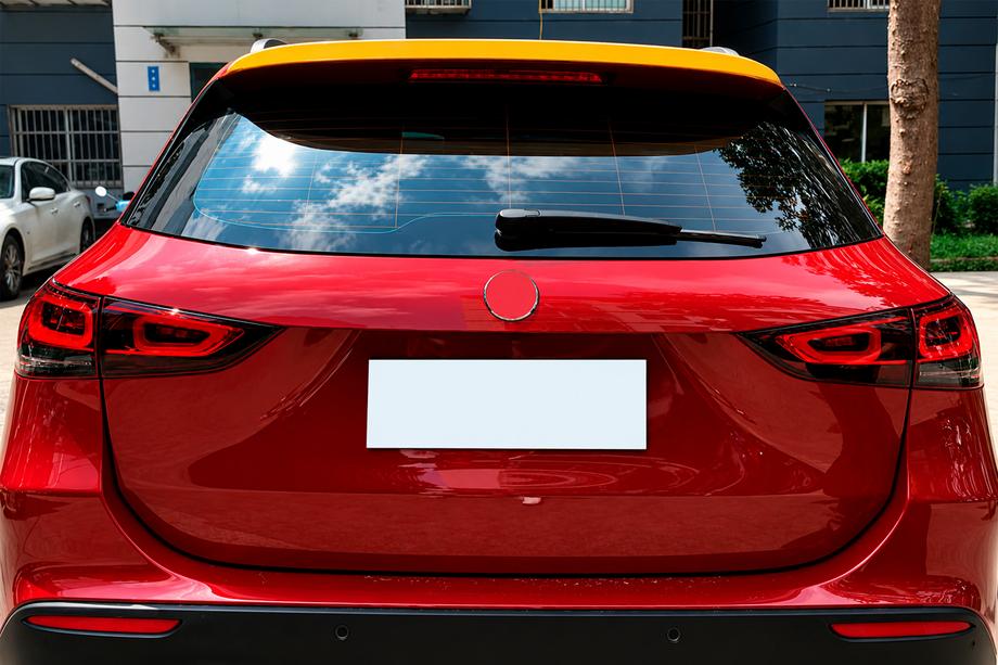 Mercedes GLA H247 2020– DPT spoiler (svart högglans) Image