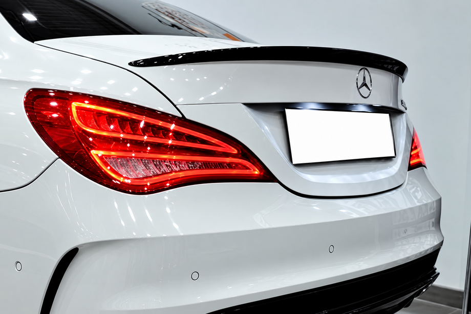 Mercedes CLA C117 2013–2019 DPT spoiler (svart högglans) Image