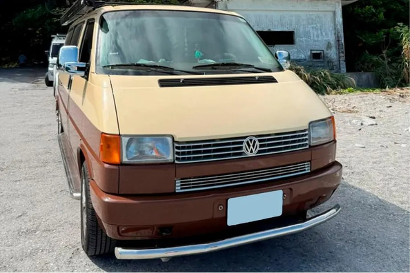 Volkswagen T4 för camping och offroad: montering av frontskydd, sidosteg och bakre hörn Foto 2