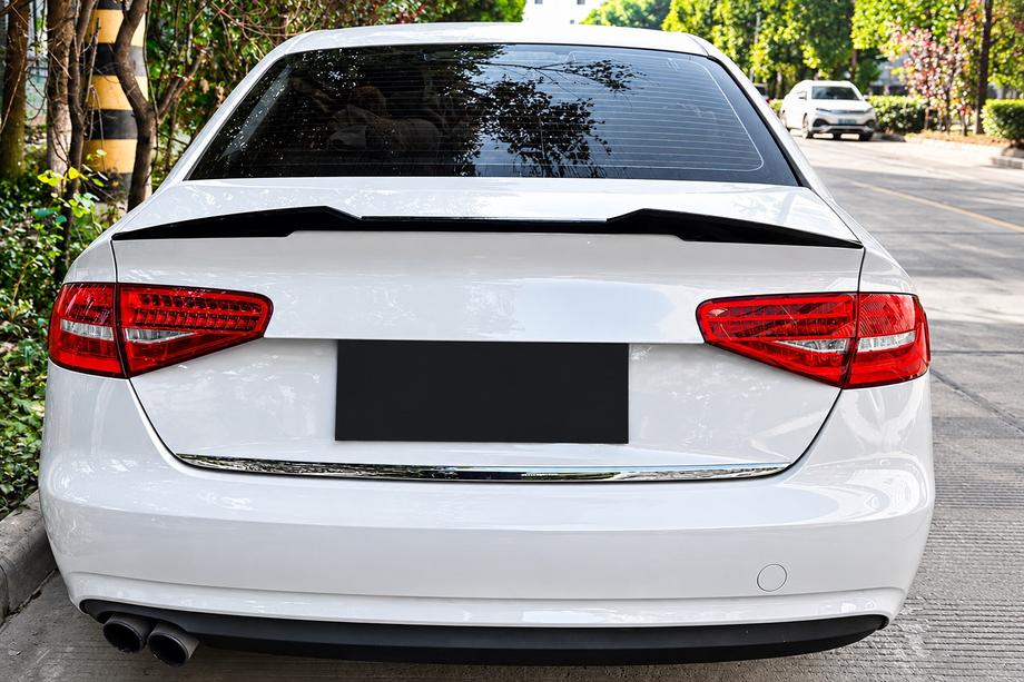 Audi A4 B8 2007–2015 M4-stil spoiler (för SD 2011-2015, blank svart) Foto 1