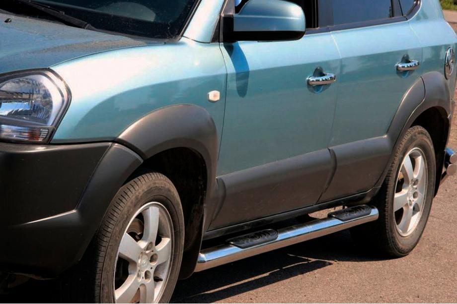 Hyundai Tucson JM 2004– Sidorör BB002 (2 st, rostfritt) Foto 2