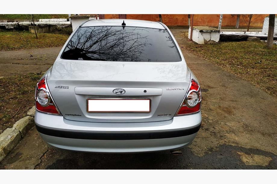 Hyundai Elantra (XD) 2000–2011 Baklampskåpor (2 st, plast) Image