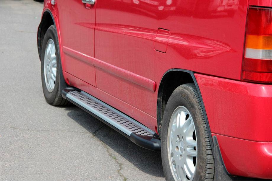 Mercedes Vito W638 1996–2003 Sidosteg Allmond Grey (2 st, aluminium) Foto 6