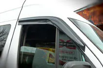 Volkswagen Crafter 2006–2016 Vindavvisare för sidorutor (2 st, Sunplex Sport) foto 7