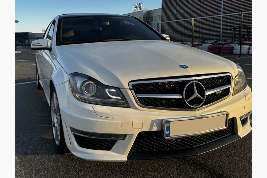 Mercedes C-klass W204 2007–2015 Bodykit S63 AMG Image