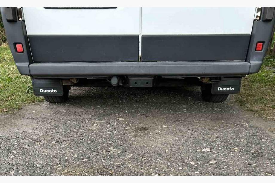 Fiat Ducato 1995–2006 Stänkskydd Premium raka (2 st) Image