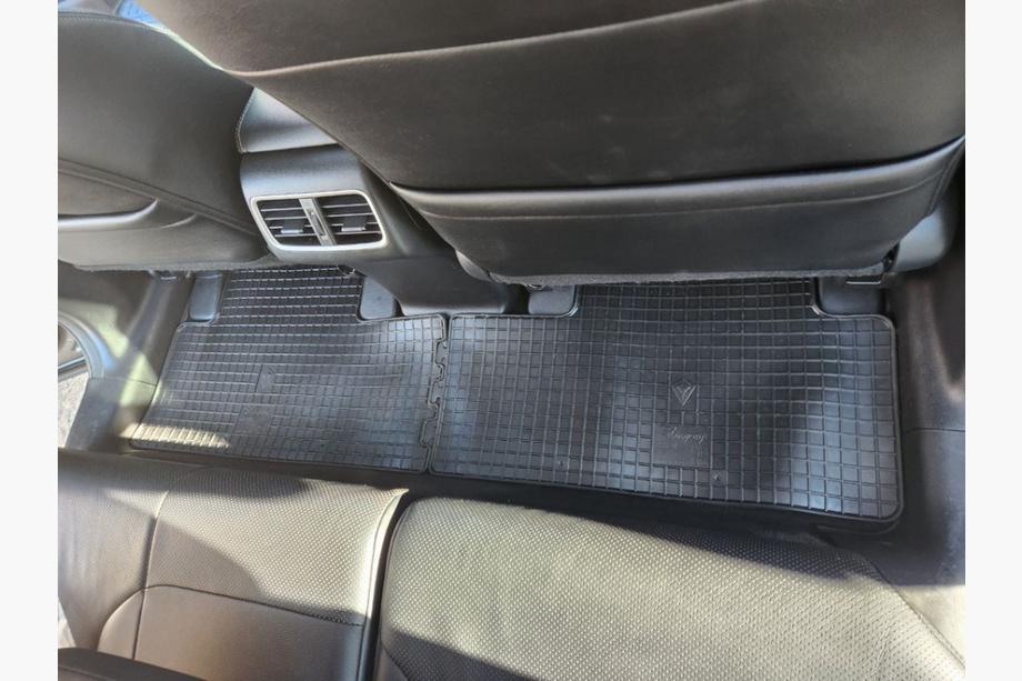 Honda CRV 2012–2016 Gummimattor till kupén (4 st, Stingray Premium) Foto 4