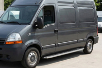 Nissan Interstar 2002–2010 Sidosteg Fullmond (2 st, aluminium) foto 1