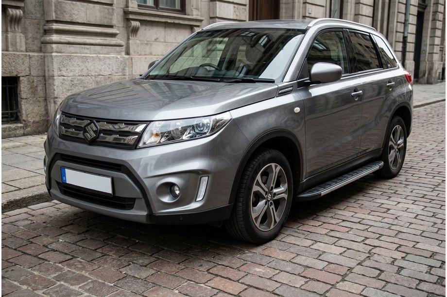 Suzuki Vitara 2015– Sidosteg Duru (2 st, aluminium) Image