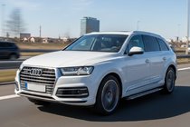 Audi Q7 2015–2026 Sidosteg Rainbow (2 st, aluminium) foto 1