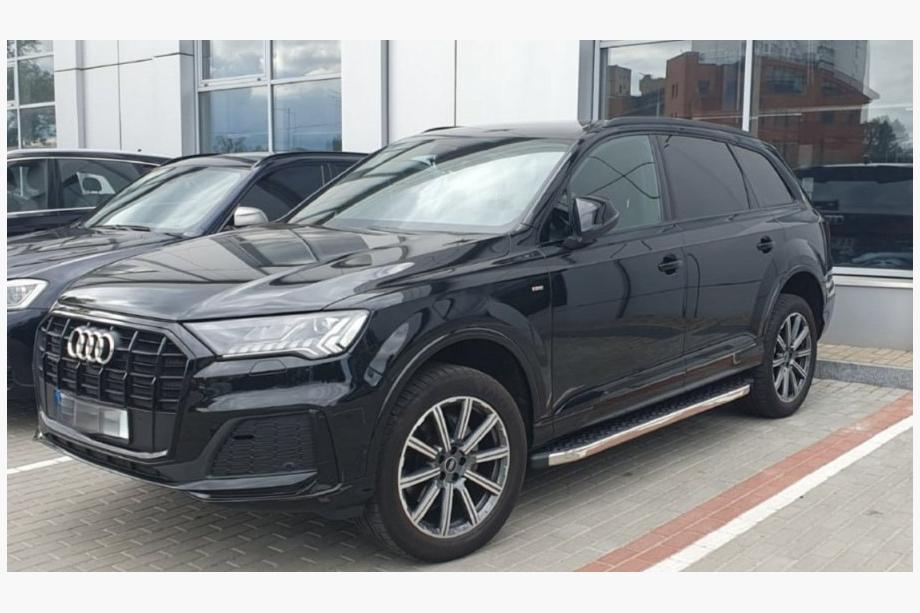 Audi Q7 2015–2026 Sidosteg BlackLine (2 st, aluminium) Image