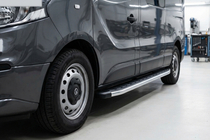 Renault Trafic 2015– Sidosteg Fullmond (2 st, aluminium) foto 1