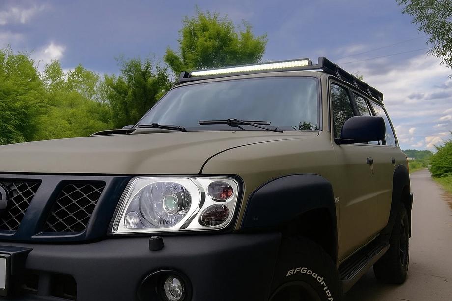Nissan Patrol Y61 1997–2011 Kromade strålkastarkåpor (2001-2004, 2 st.) Image