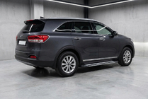 Kia Sorento III UM 2014–2020 Sidosteg Rainbow (2 st, aluminium) foto 1