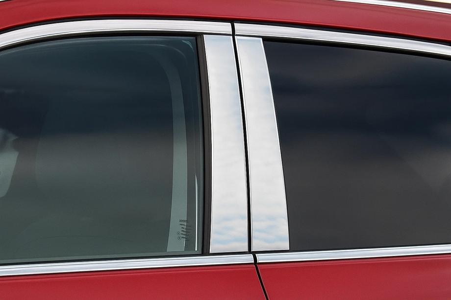 Nissan Qashqai 2014–2021 Kromade dörrstolpslister (4 st, rostfritt stål) Image