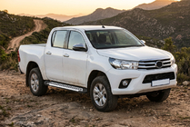 Toyota Hilux 2015– Sidosteg Line (2 st, aluminium) foto 1