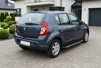 Renault Sandero 2007–2013 Sidosteg Maya V1 (2 st, aluminium) foto 1
