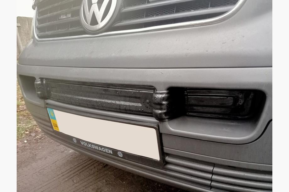 Volkswagen T5 Transporter 2003–2010 Nedre grillkåpa (hel) Matt Image