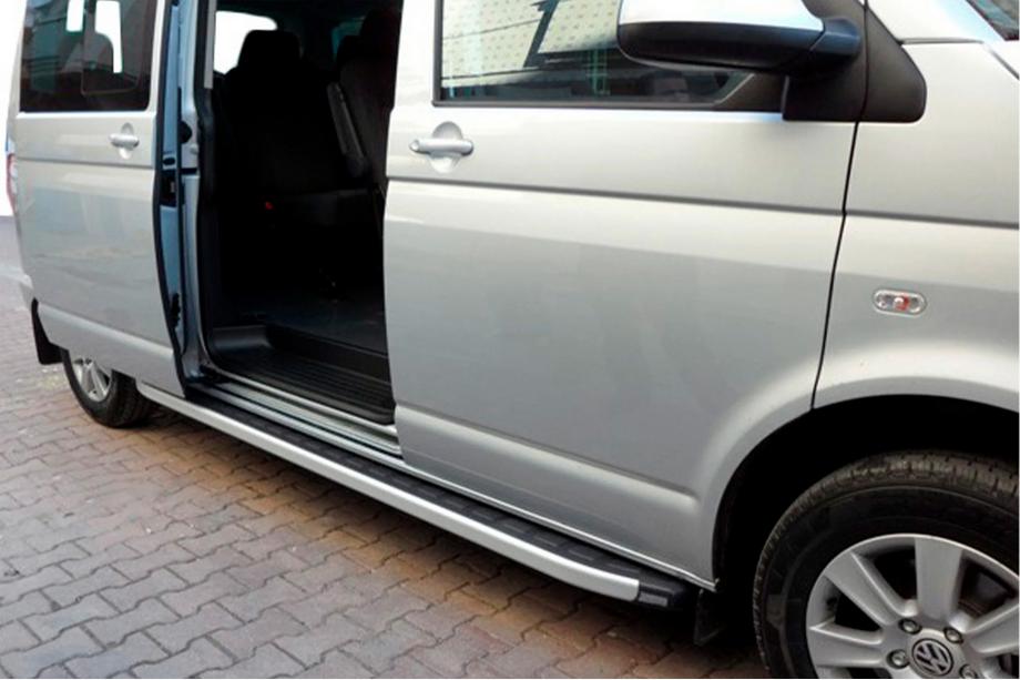 Volkswagen T4 Transporter 1990–2003 Sidosteg Fullmond (2 st, aluminium) Lång hjulbas Image