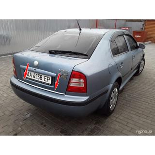 Kromlist till baklucka (rostfritt stål) Skoda Octavia I Tour A4 1996–2010 foto 1