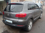 Volkswagen Tiguan 2007–2016 Kromlist till baklucka (rostfritt stål) foto 4