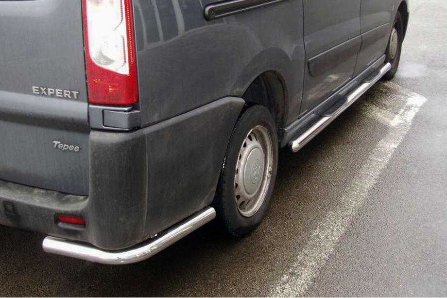 Fiat Scudo 2007–2015 Bakre hörn AK003 (2 st, rostfritt) Image