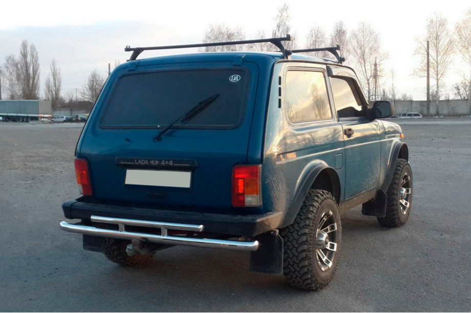 Lada Niva och Urban 1977– Bakre skyddsbåge AK002 double Image