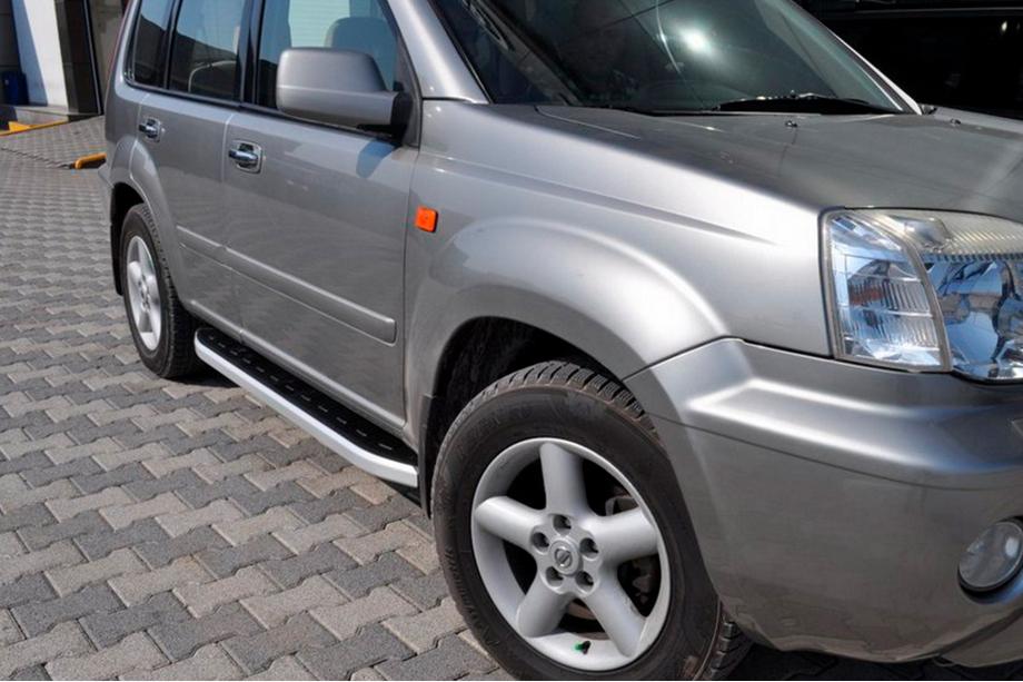 Nissan X-trail T30 2002–2007 Sidosteg Fullmond (2 st, aluminium) Image