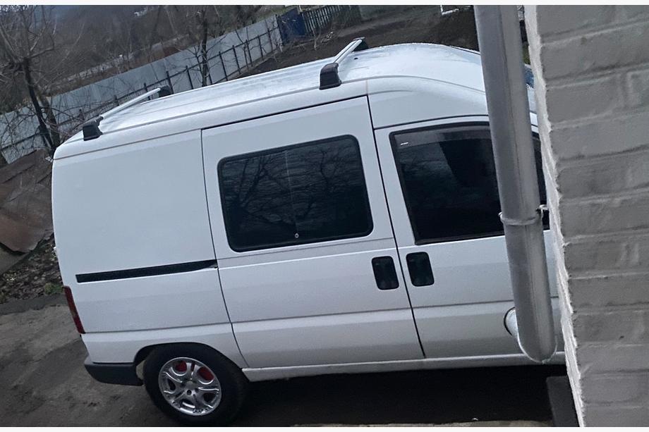 Citroen Jumpy 1996–2007 Låsbara takräcken tvärbalkar för bilens originalfästen (2 st) Image