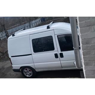 Takräckets tvärbalkar för originalfästpunkter, låsbara med nyckel (2 st) Fiat Scudo 1996–2007 foto 1