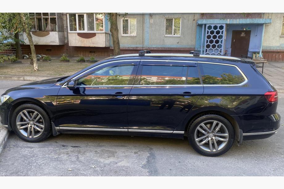 Volkswagen Passat B8 2015–2023 Låsbara takräckestvärbalkar för integrerade rails (2 st) Svart Foto 6