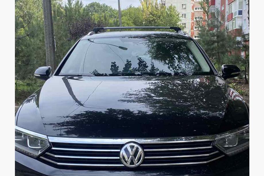Volkswagen Passat B8 2015–2023 Låsbara takräckestvärbalkar för integrerade rails (2 st) Svart Foto 8
