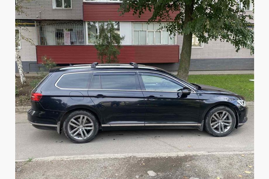 Volkswagen Passat B8 2015–2023 Låsbara takräckestvärbalkar för integrerade rails (2 st) Svart Foto 5