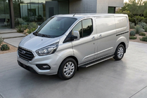 Ford Custom 2013–2022 Sidosteg Maya (2 st, aluminium) foto 1