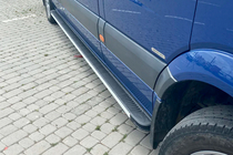 Mercedes Sprinter W906 2006–2018 Sidosteg Maya (2 st, aluminium) foto 3