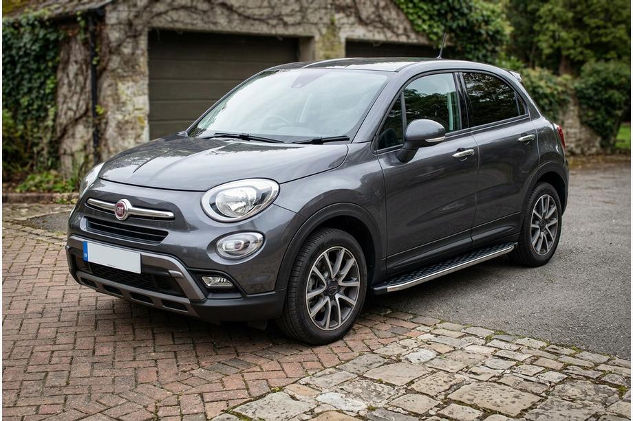 Fiat 500X 2014–2024 Sidosteg BlackLine (2 st, aluminium) Image