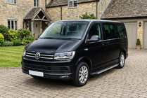 Volkswagen T6 2015–2024 Sidosteg RedLine V1 (2 st, aluminium) Kort hjulbas foto 1